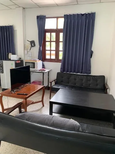 Private well priced Guesthouse available to rent – Fotos 5