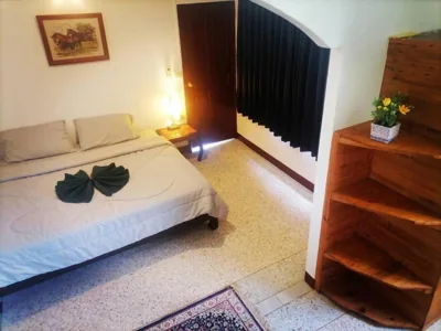 Private well priced Guesthouse available to rent – Fotos 10